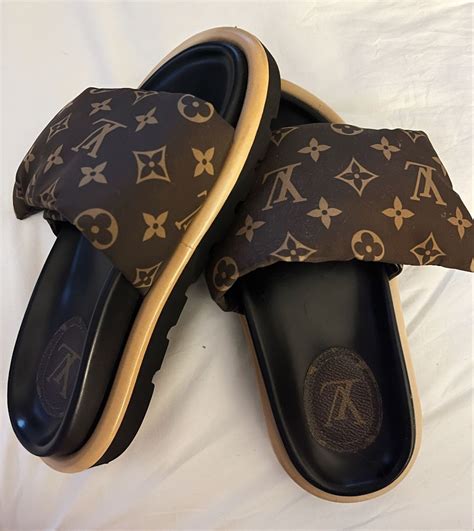 chinelo slide louis vuitton|louis vuitton sandals.